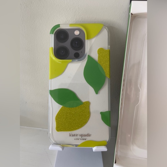 Kate Spade New York New in Package lemon drop iPhone 14 ProMax case - Picture 5 of 6
